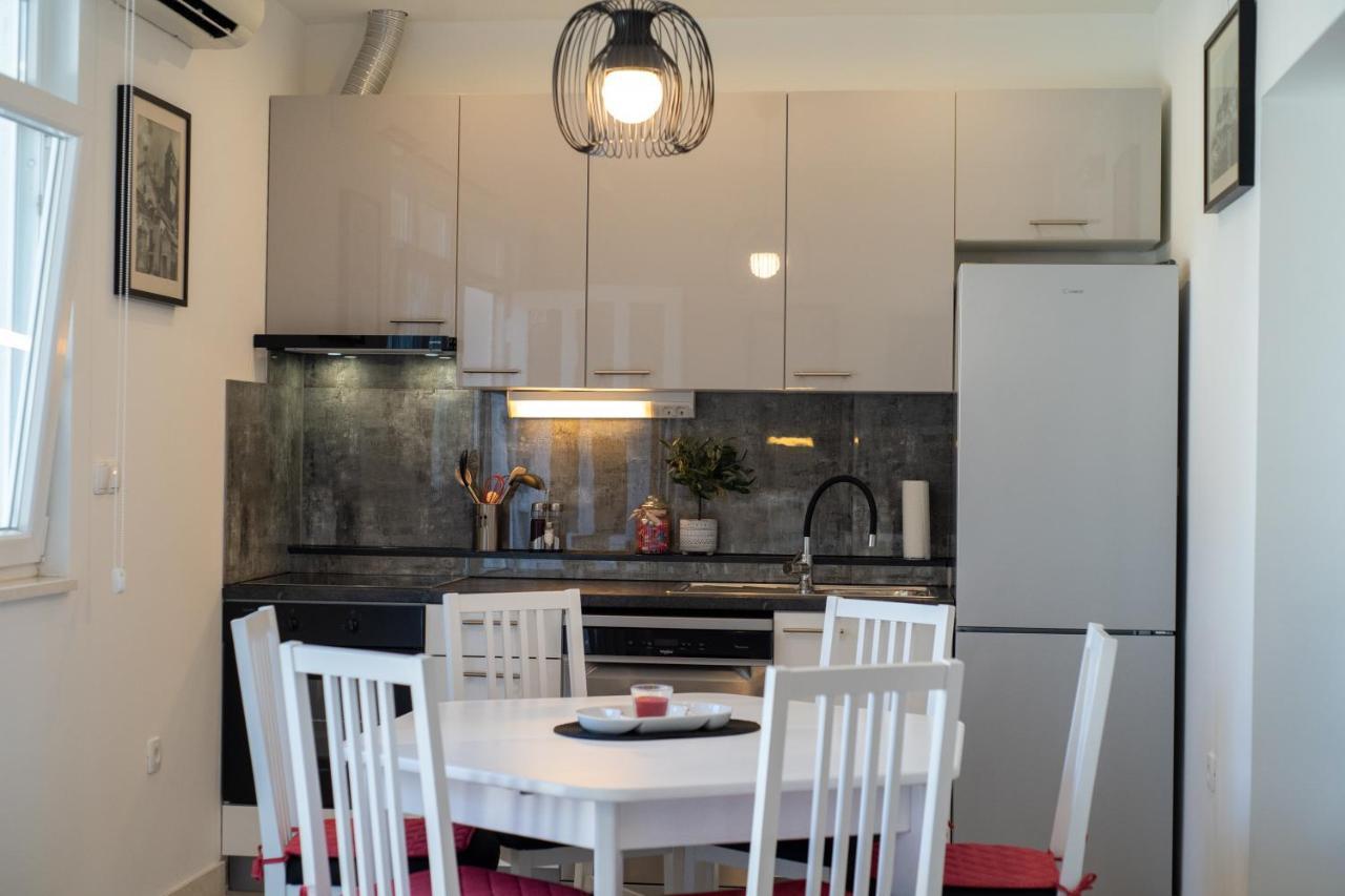 Apartman Dupin Dugi Rat Exteriör bild